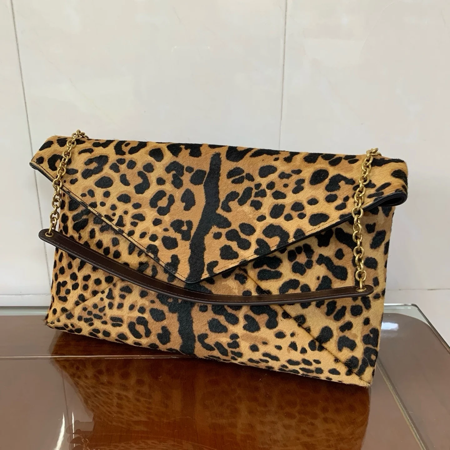 Retro Leopard Print Crossbody Bag Women's Frosted Crescent Hobo Purse Chain Shoulder Handbag for Winter 2026
