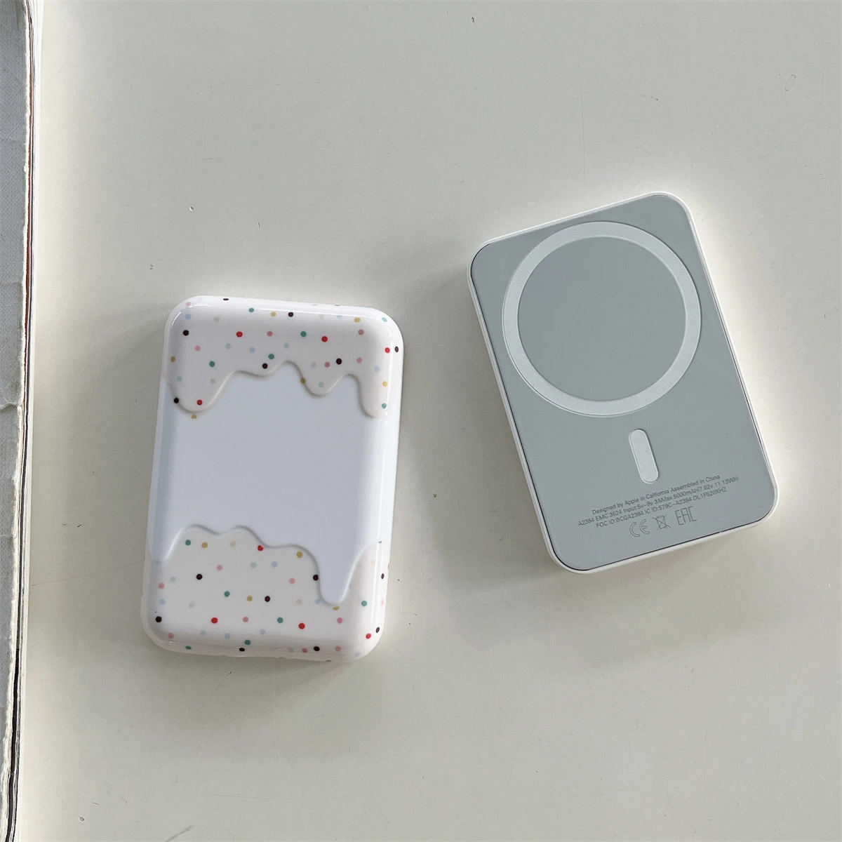 Spotted cream pattern Appearance Suitable for iphone Original external battery protection cover and charging treasure case