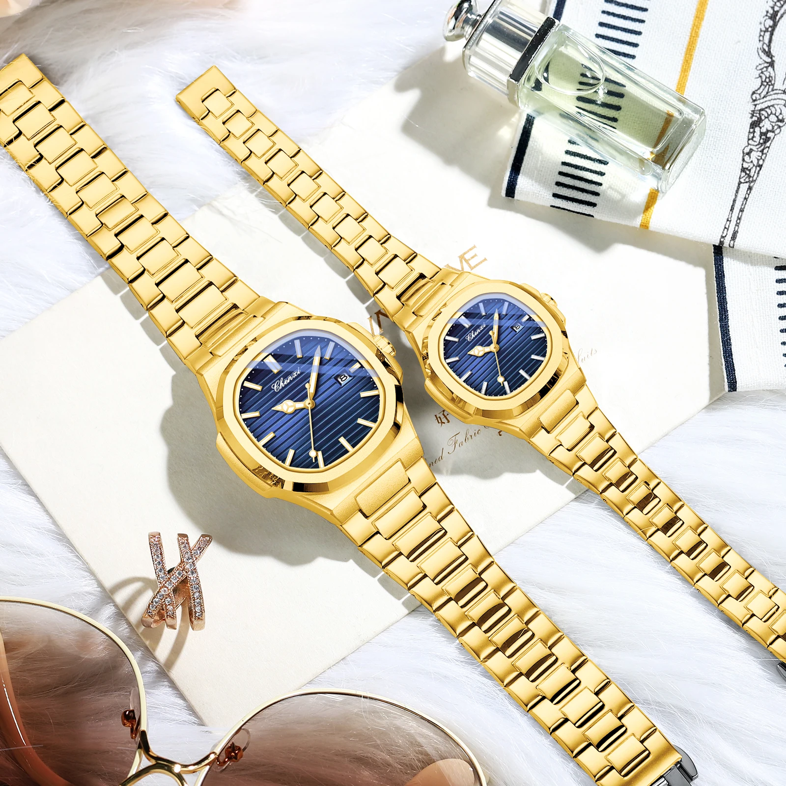 CHENXI 8222 1piece Golden New Couple's Watches Fashion Stainless Steel Band Luminous Men Women Analog Lover's Quartz Watches