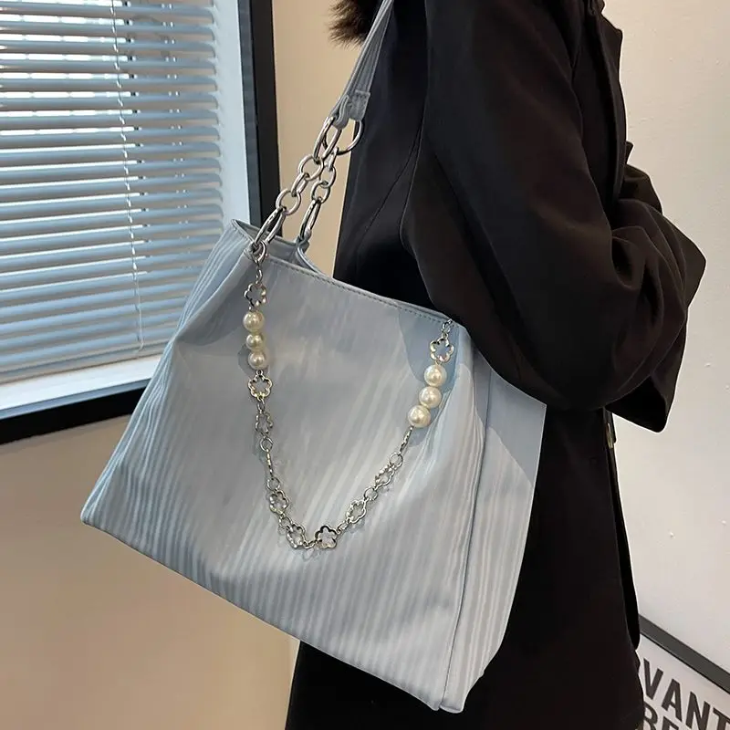 Female Sweet Pearl Flower Chain Handbag Tote Bags High Quality Large Capacity Women Commute Shoulder Bag