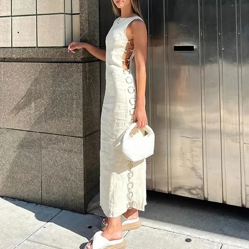 

Sexy Hollow Out Iron Ring Connected Dress Women Elegant O Neck Sleeveless Maxi Dresses 2024 Spring Chic Female Party Streetwear