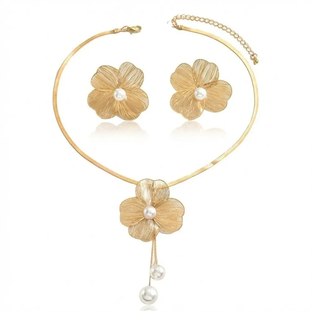 New Elegant Earrings Set Imitation Pearl Stereo Flower Pearl Jewelry Set Vintage Flower Pendant Set Women Jewelry