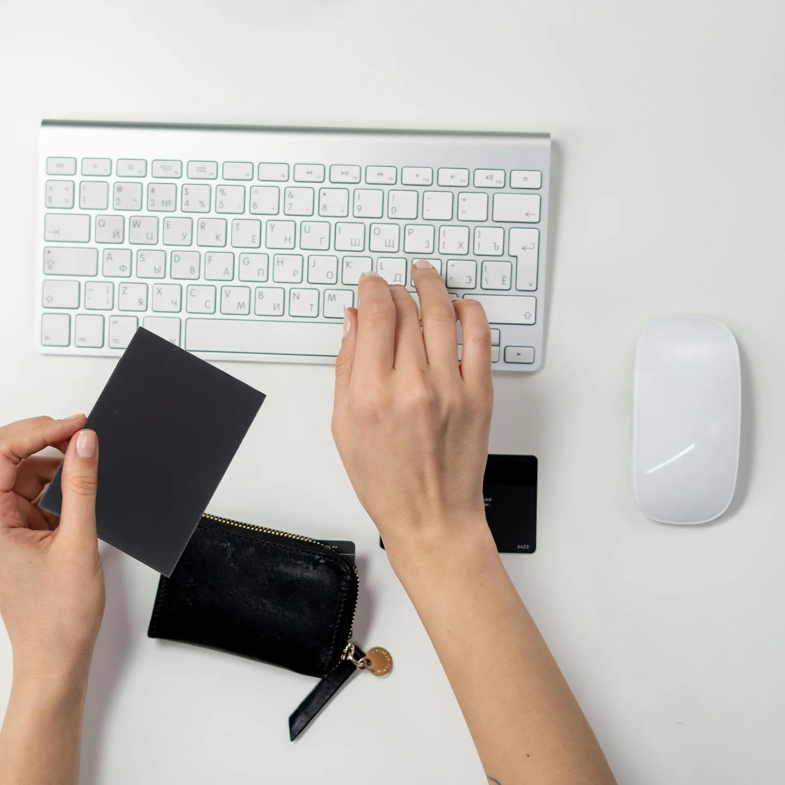 

DIY Thick Universal Mouse Feet Pad with Strong Adhesive Easy Installation Mouse Skate for Smooth Glide Strong Adhesion Feet