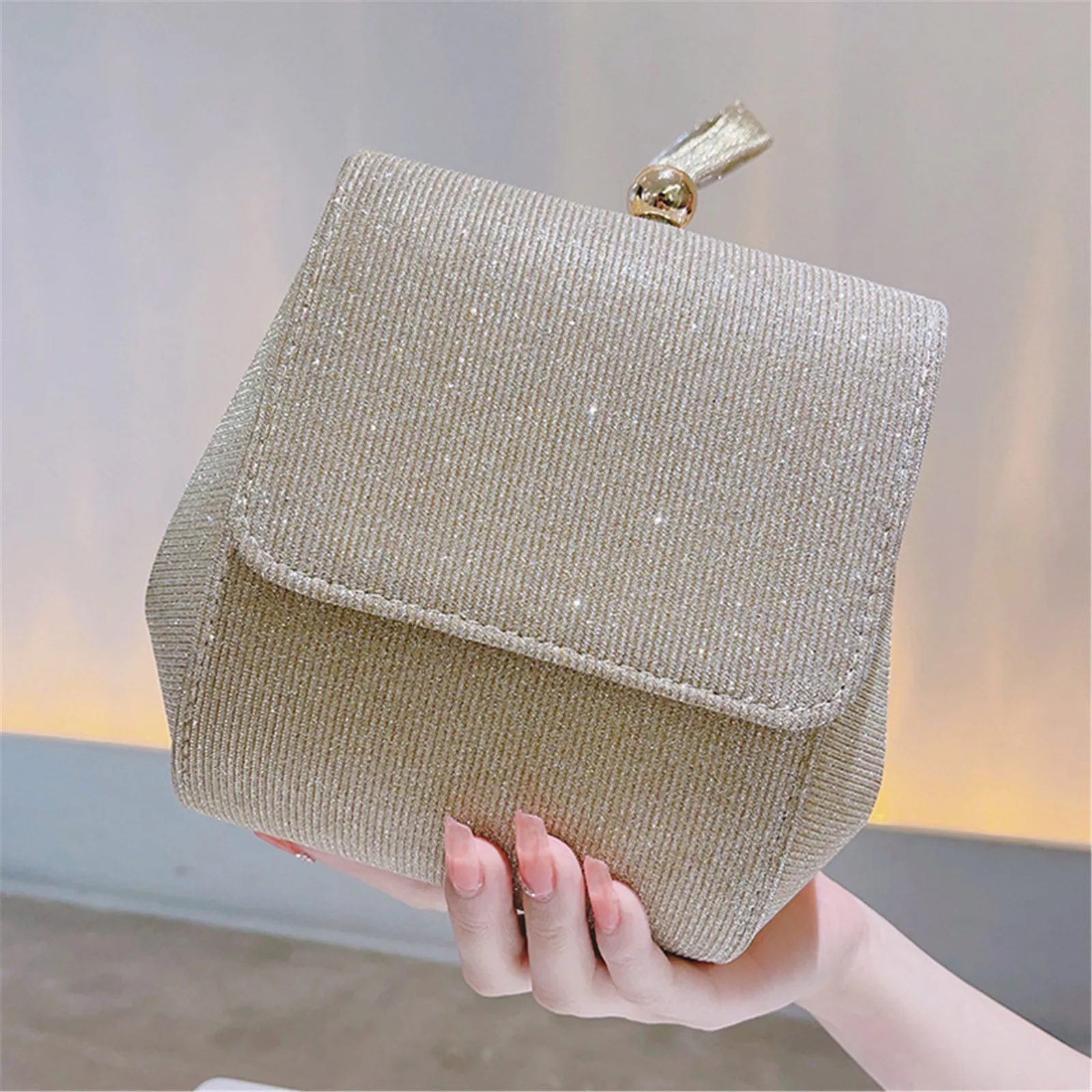 Famous Warm Dinner Bag Small Hand-held Square Bag Fashionable Clutch Bag One-shoulder Cross-body Chain Bag Handbag