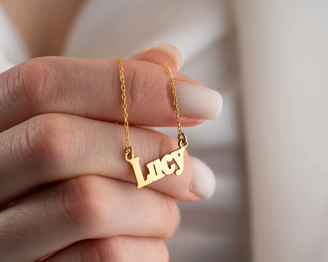 Kalung nama kustom pribadi untuk wanita liontin huruf kursif perhiasan baja tahan karat rantai pria Choker kerah Personalizado