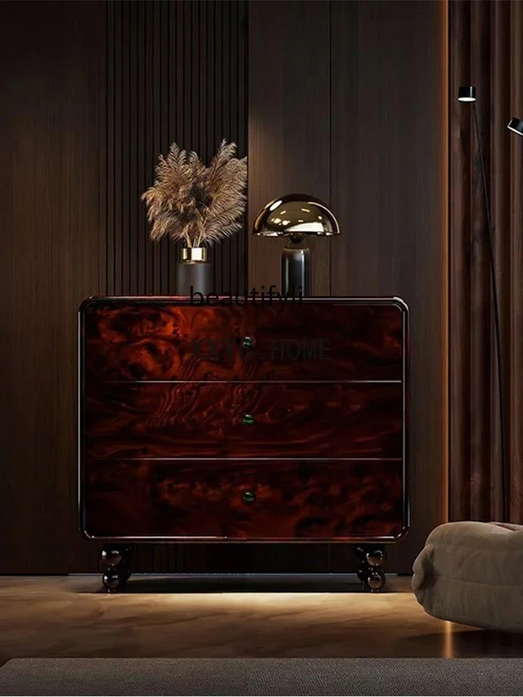 Armadietto per cassetti da soggiorno di stoccaggio di fascia alta per camera da letto in legno massello di lusso leggero, modello di design, armadio per curiosità