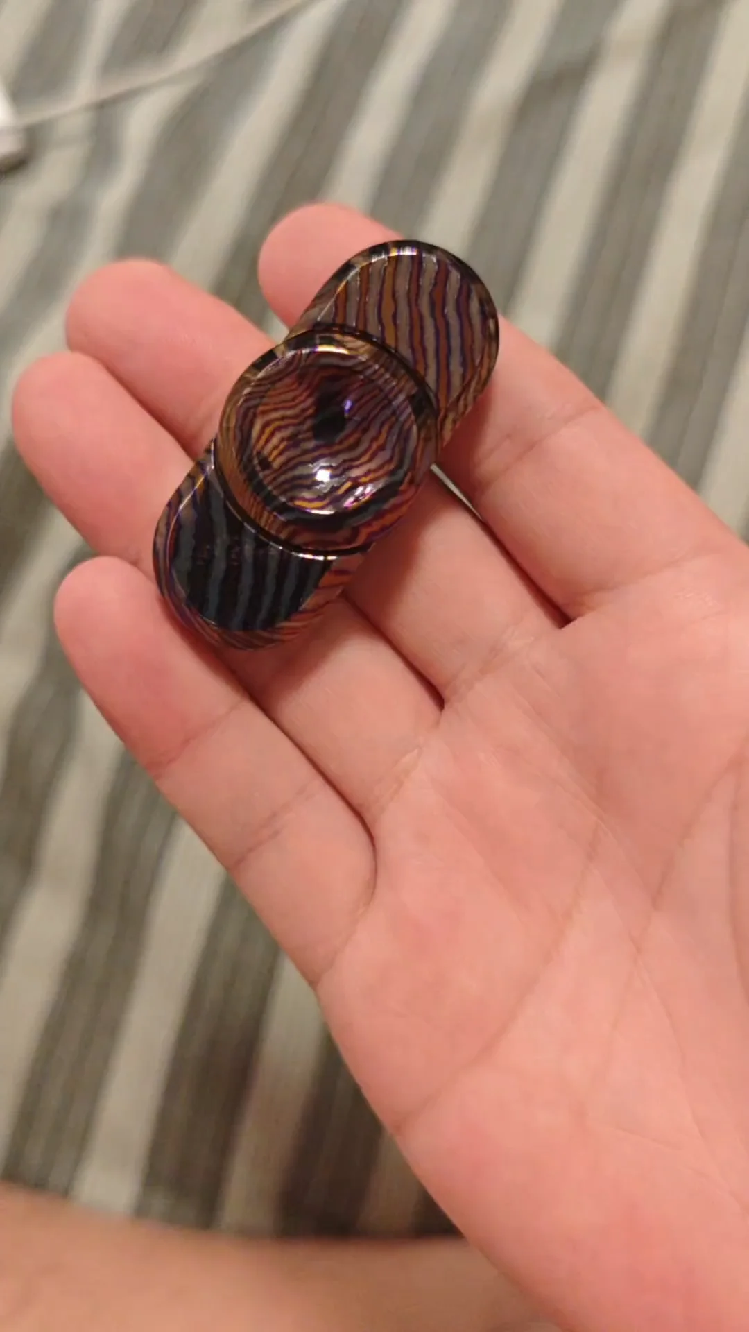 Used yhedc stick gyro decompression toy edc