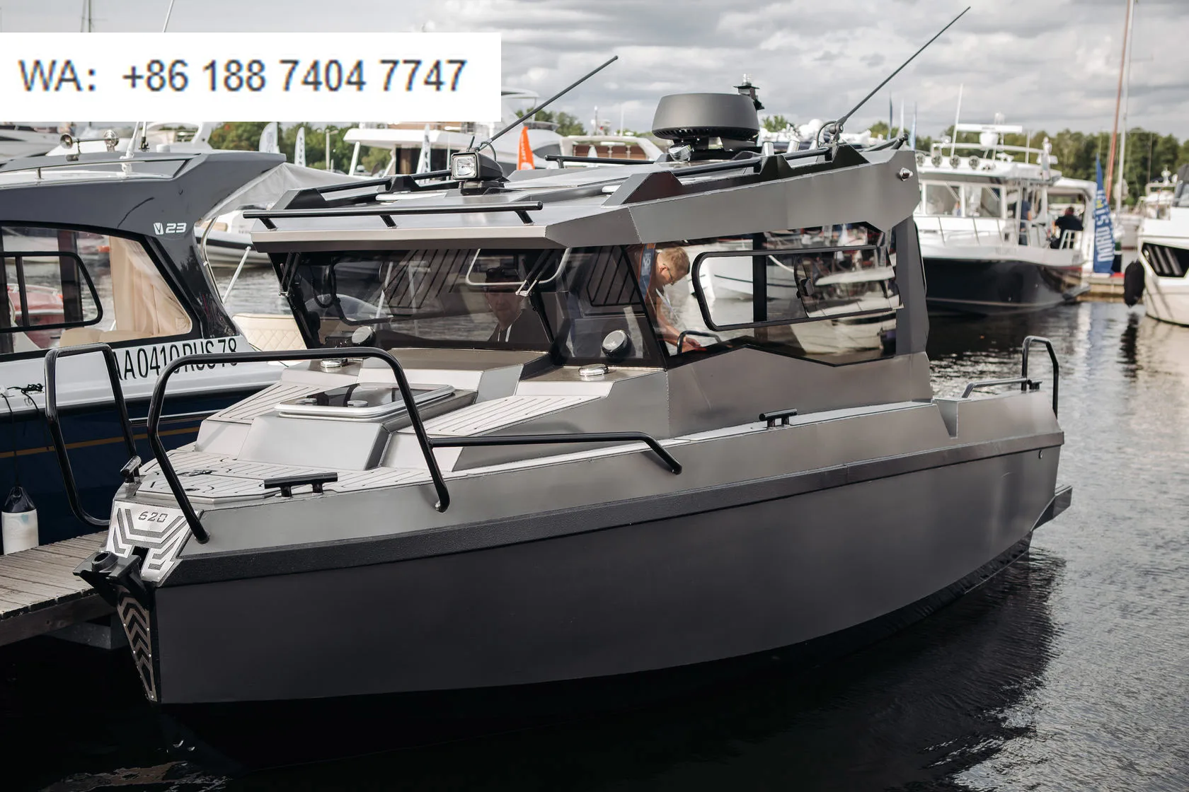 Half Cabin 620 & 840 Russian Design Aluminum Boat for Recreation and Fishing