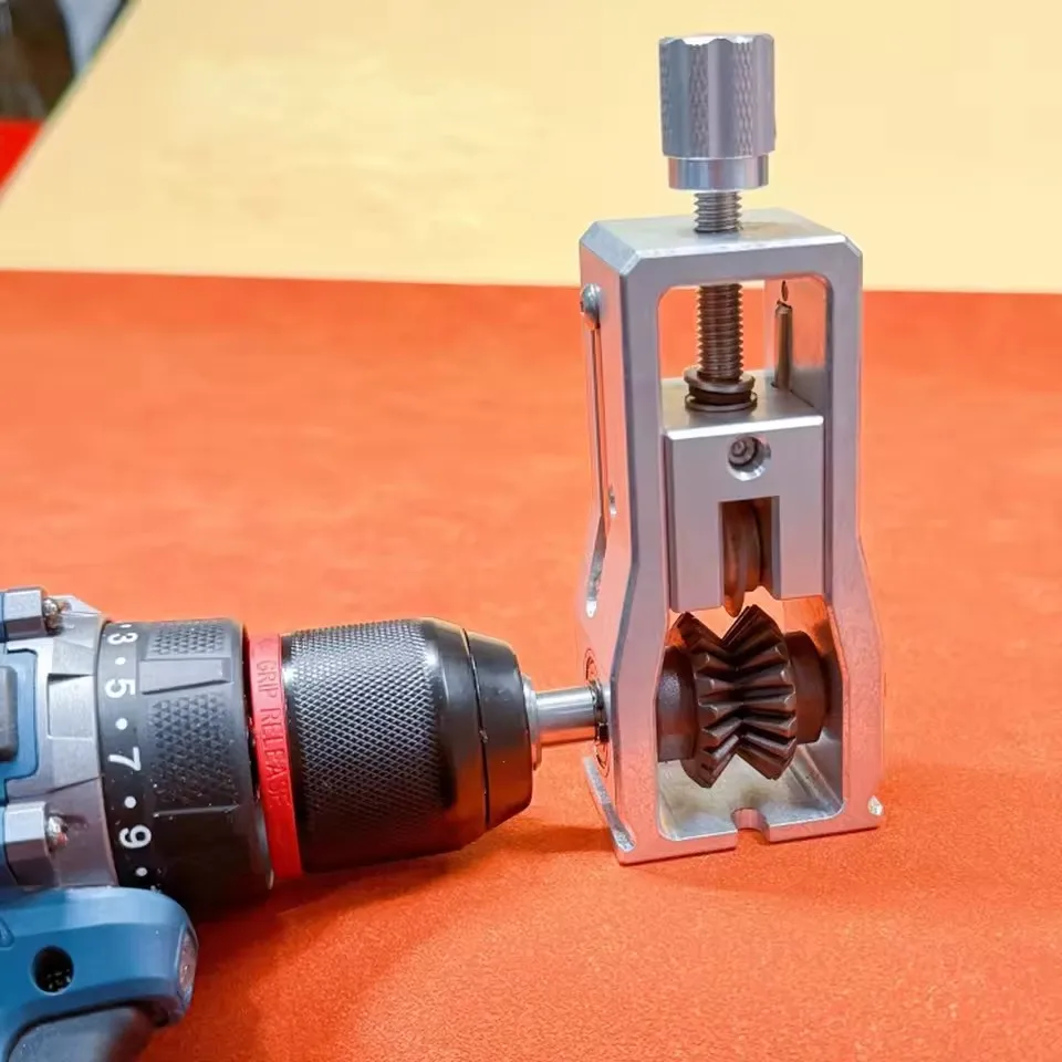 Ręczna obieraczka do kabli ze stopu aluminium, elektromechaniczna obieraczka dynamiczna, wiertarka do kabli miedzianych, maszyna do obierania kabli, skrobanie kabli.