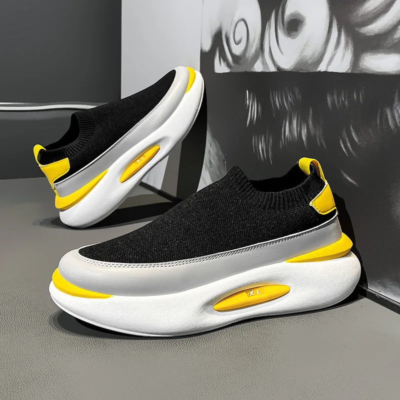 Men Socks Breathable Mesh Running Shoe Summer Sports Shoes Black Slip-On Slip-Ons Men's Casual Driving Shoe Suitable for Outdoor
