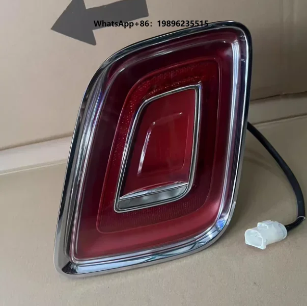 8-Generation 18-24 Red Tail Light Assembly Brake Light Anti-Chasing Original Car Part