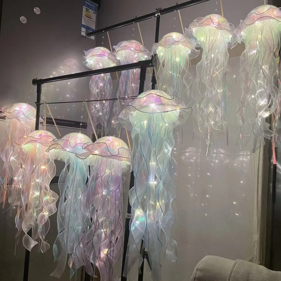 Creative Jellyfish Lantern Portable Lamp - Decorative Hanging Piece for Girls' Bedroom - String Light