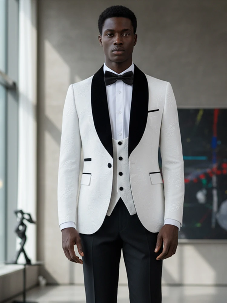 ST Cassy High Quality luxury Retro carving Slim Fit Tuxedo Prom Suit Fashion white Male Groom Wedding three-piece
