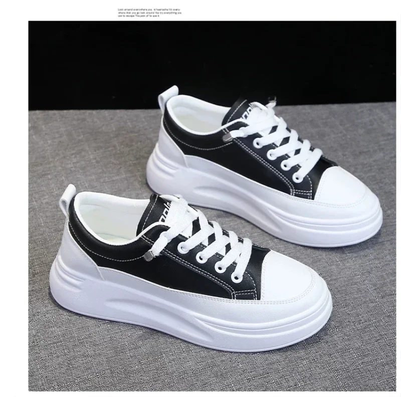 Men's and Women's Walking Leather White Shoes Casual Sports Shoes Thick Sole Elevating Board Shoes Men's Flat Non-slip