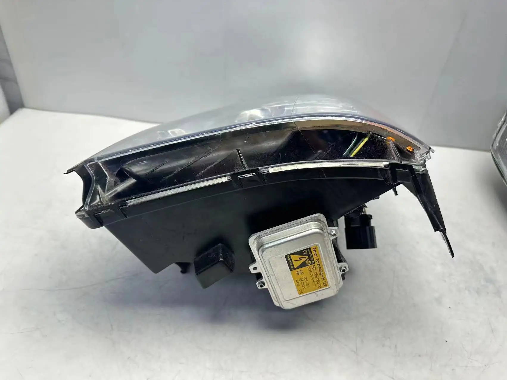 For Original Factory Used LED Headlights for Older Cadillac Escalade Perfect Fit