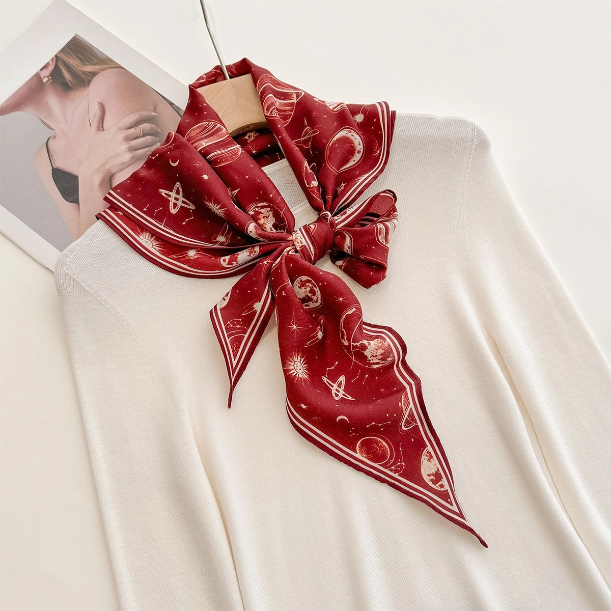 Soft Satin Imitation Silk Scarves Diamond-shaped Scarf For Women Bandanas Luxury Hijab Neckerchief Elegant Shawl Wraps