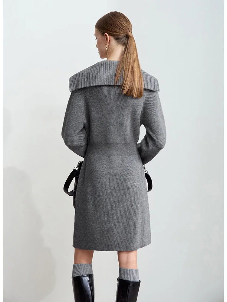 Amii Minimalist 2025 Winter New Women's Casual Knitted Skirt Lapel Shoulder Sleeve Zipper Semi-open Placket Waist Dress 12444240