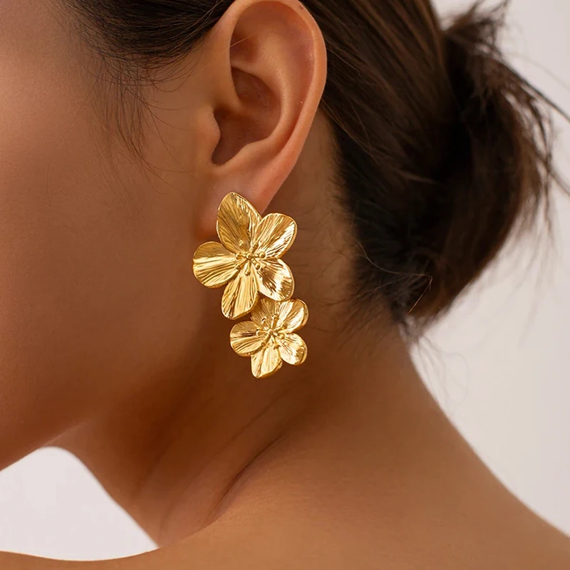 Vintage Gold Color Metal Flower Drop Earrings for Women Statement Stylish Exaggerated Simple Jewelry