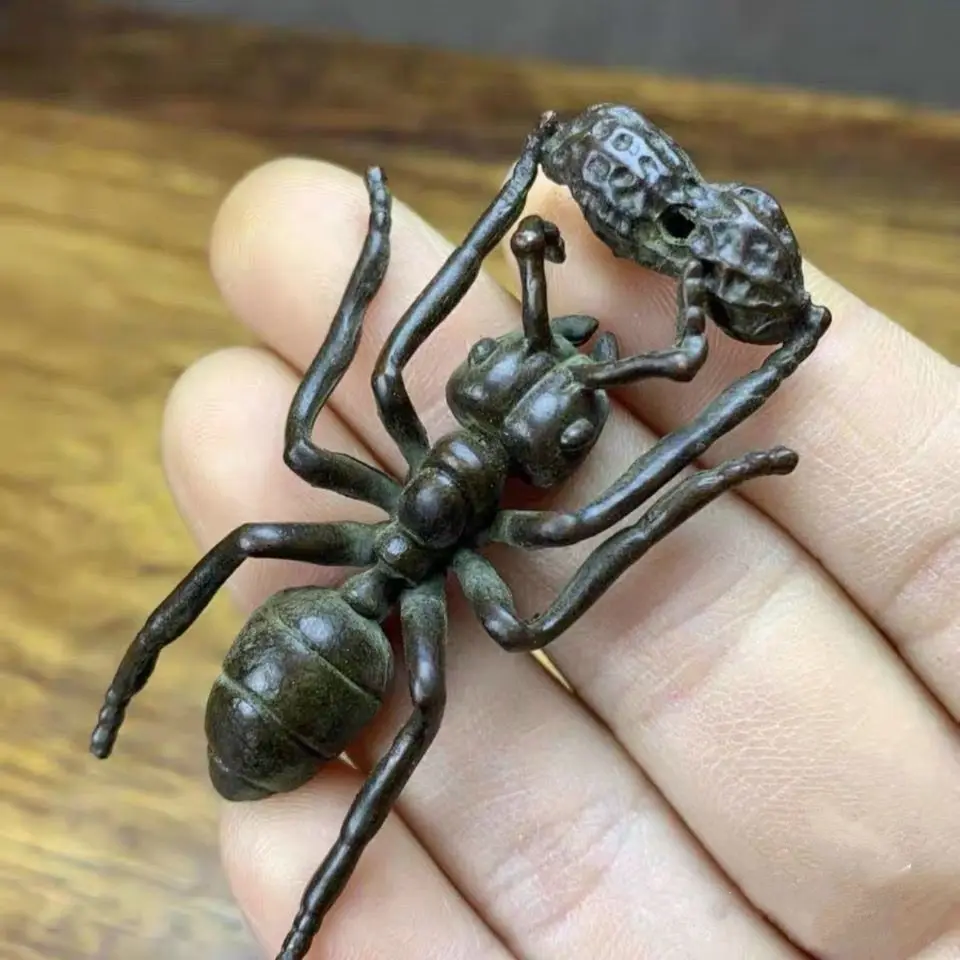 Old Tibetan Old Copper Ant Incense Holder Fun Handplay Piece Tea Pet Tea Table Decor Wenwan Collection Desktop Ornament
