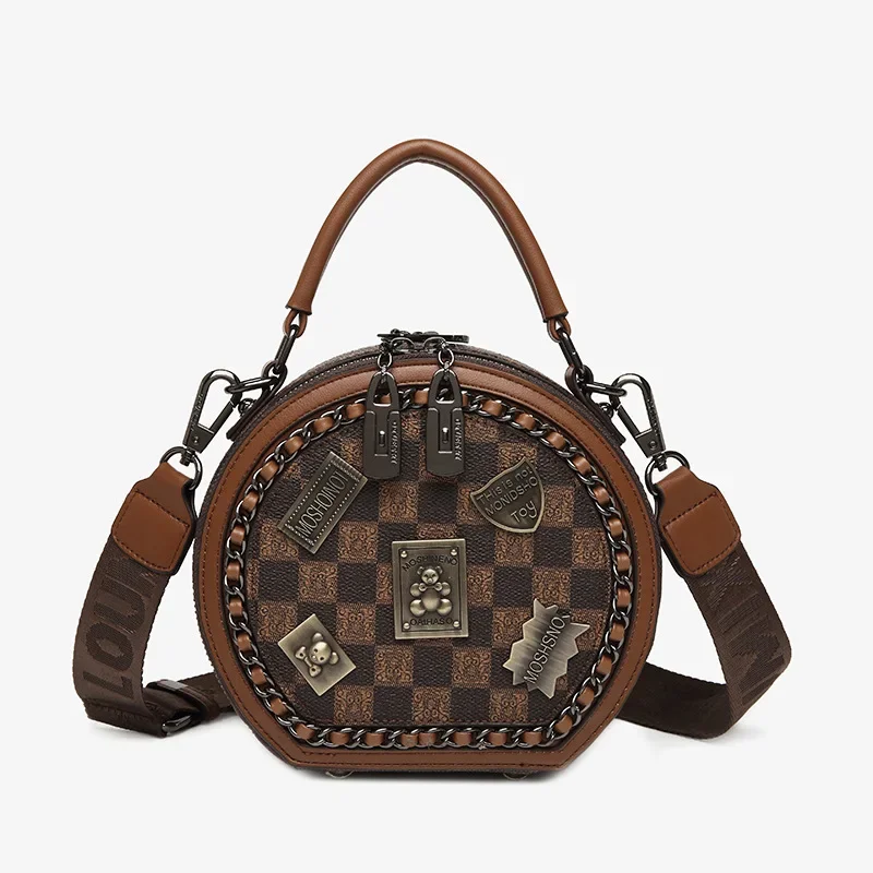 

Unique Vintage Leather Backpack Bag Elegant Classic With Letter Logo For Men And Women Solid Color