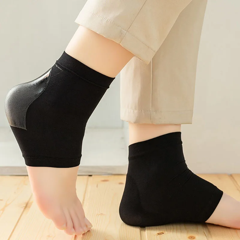 1/2Pair Heel Socks Foot Cover Moisturizing Anti-wear Anti-dry Cracking Half Short Socks Heel Cover Pads Heel Protector Cover
