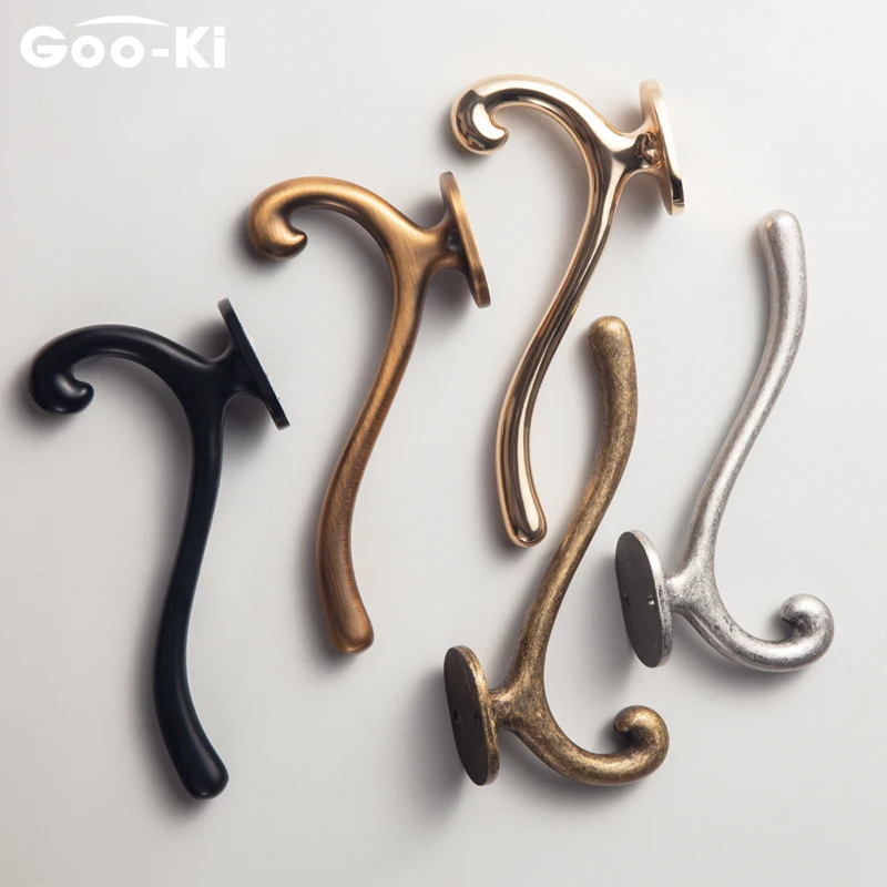 Antique Firm Hangers Hook Zinc Alloy Wall Hooks Bathroom Towel Holder Hook Gold Cloakroom Cloth Hanging Hooks for Porch Bedroom