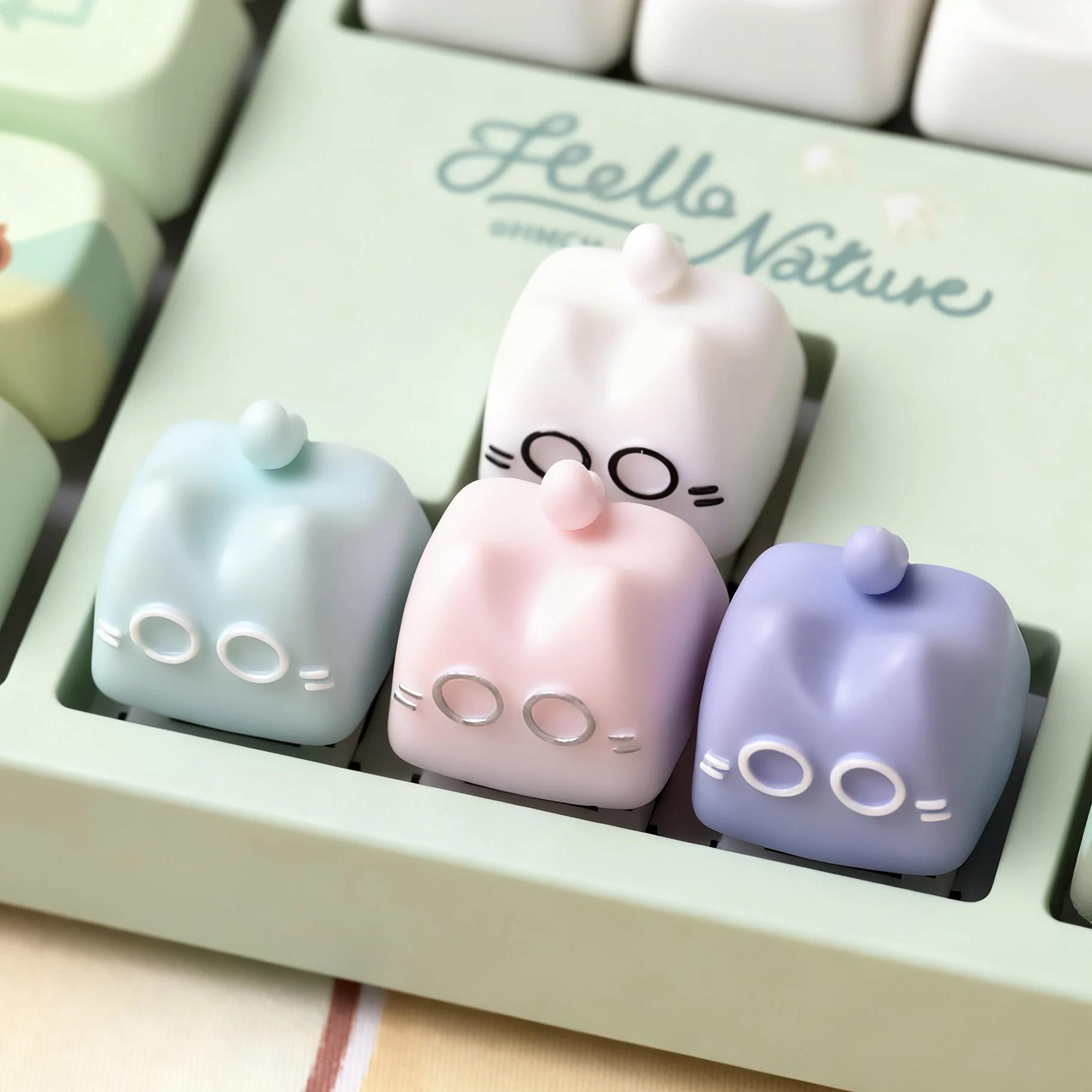 DIY Macaron Pink Cat Keycaps Cute and Fun Eyes Cat Game Mechanical Keyboard Transparent Keycaps Customized Gift Keycaps