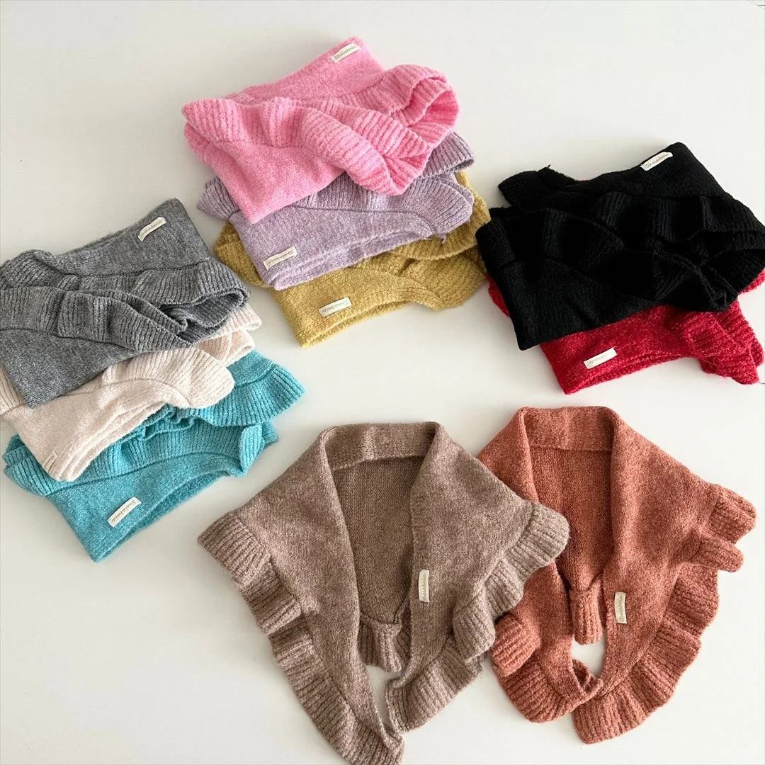 2026 Autumn Korean Style Kids Scarf Letter Patch Ruffle Trim Knit Scarf for Girls Casual Solid Color Warm Children Scarf