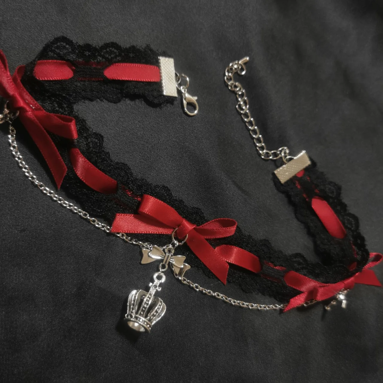 Gargantilla hecha a mano Land Mine, gargantilla hecha a mano en negro y rojo, gargantilla, collar femenino de estilo gótico, decoración de Halloween