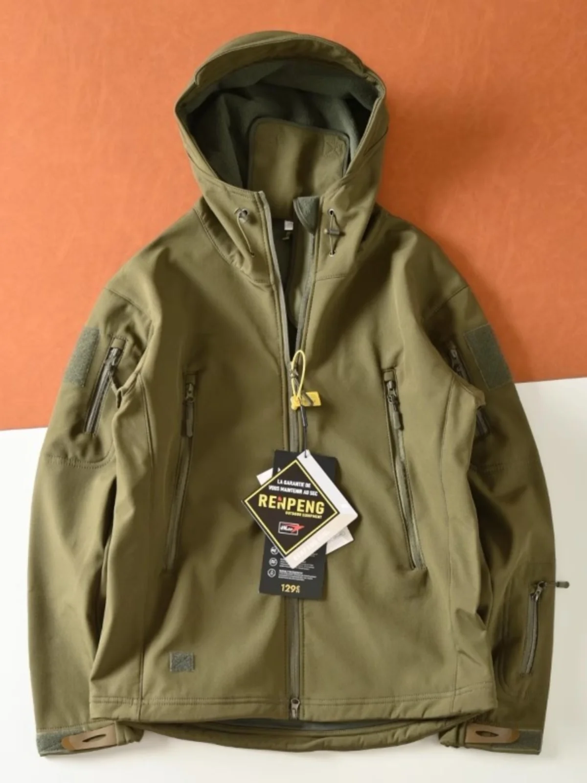 

Утепленная военная версия мужской ветрозащитной и водонепроницаемой куртки для осени и зимы, с капюшоном, на флисовой подкладке, для активного отдыха