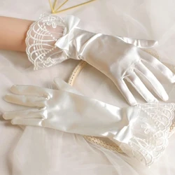 Elegant Bride Gloves White Satin Short Wedding Finger Wrist Length Lace Edge With Bow Vintage Formal Party Wear For Woman 2023