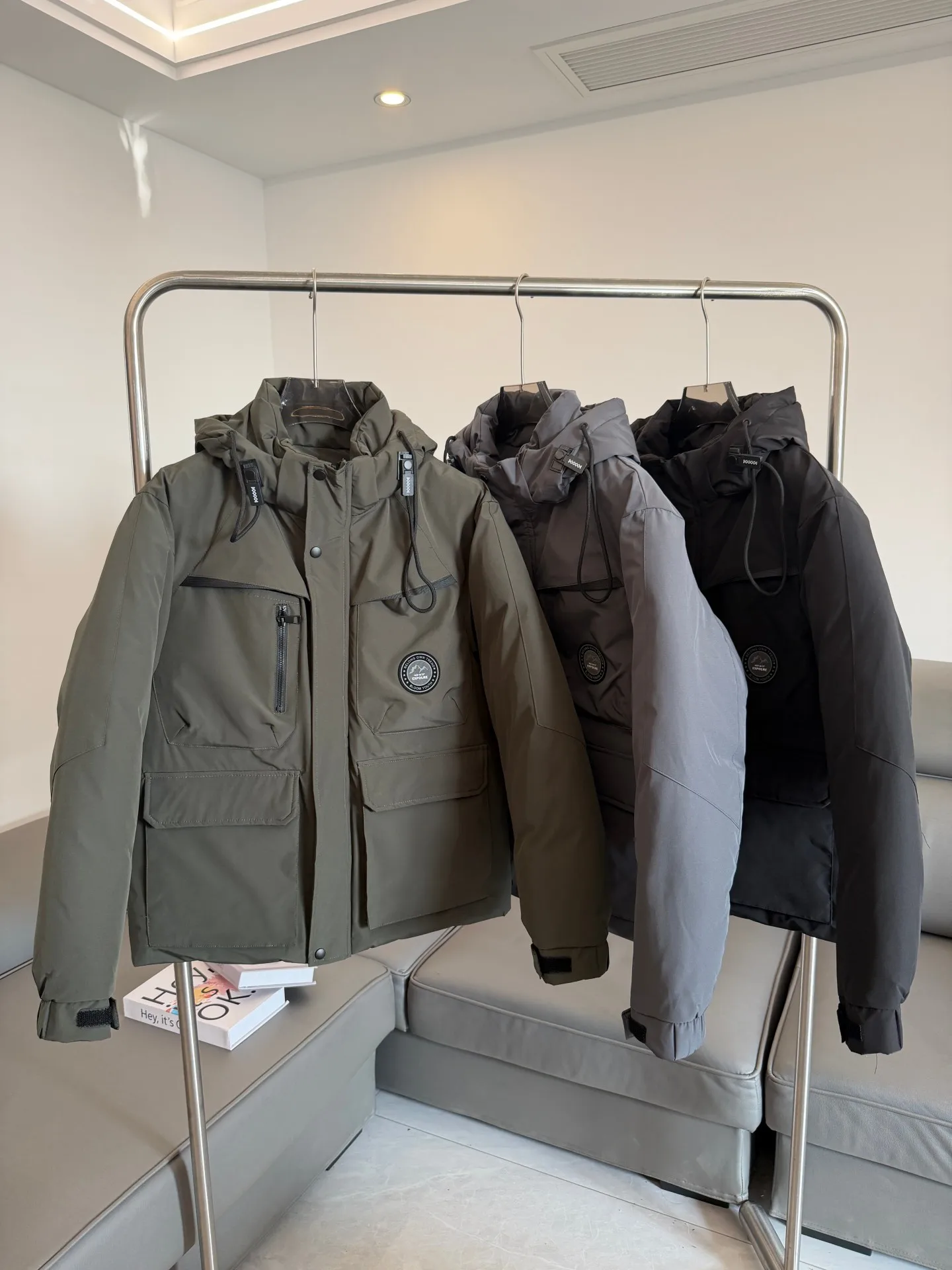 

Thiened Heavy Du Cotton Jaet Outdoor Mountain Series Winter Men's Multi ket Windproof Water Resistant Workwear Coat