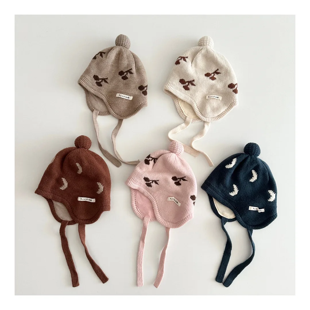 

Children's Knitted Hats 2025 Winter New Go Out Warm Straps and Wind-proof Ear Protection Hats Korean Wool Baotou Caps
