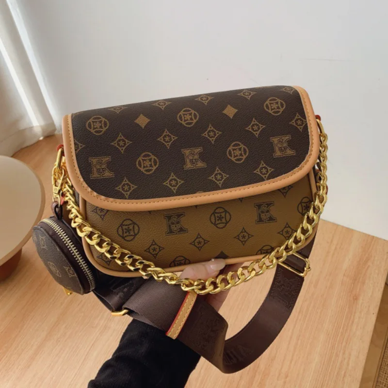 

Stylish Korean Elegant Nurse Saddle Bag - Premium Color Block Design, Versatile Chain Shoulder/Crossbody Fashion Bag