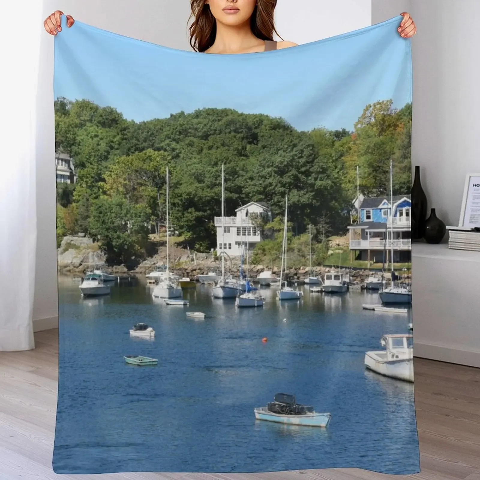 Perkins Cove Ogunquit, Maine Throw Blanket Giant Sofa Stuffeds Blankets