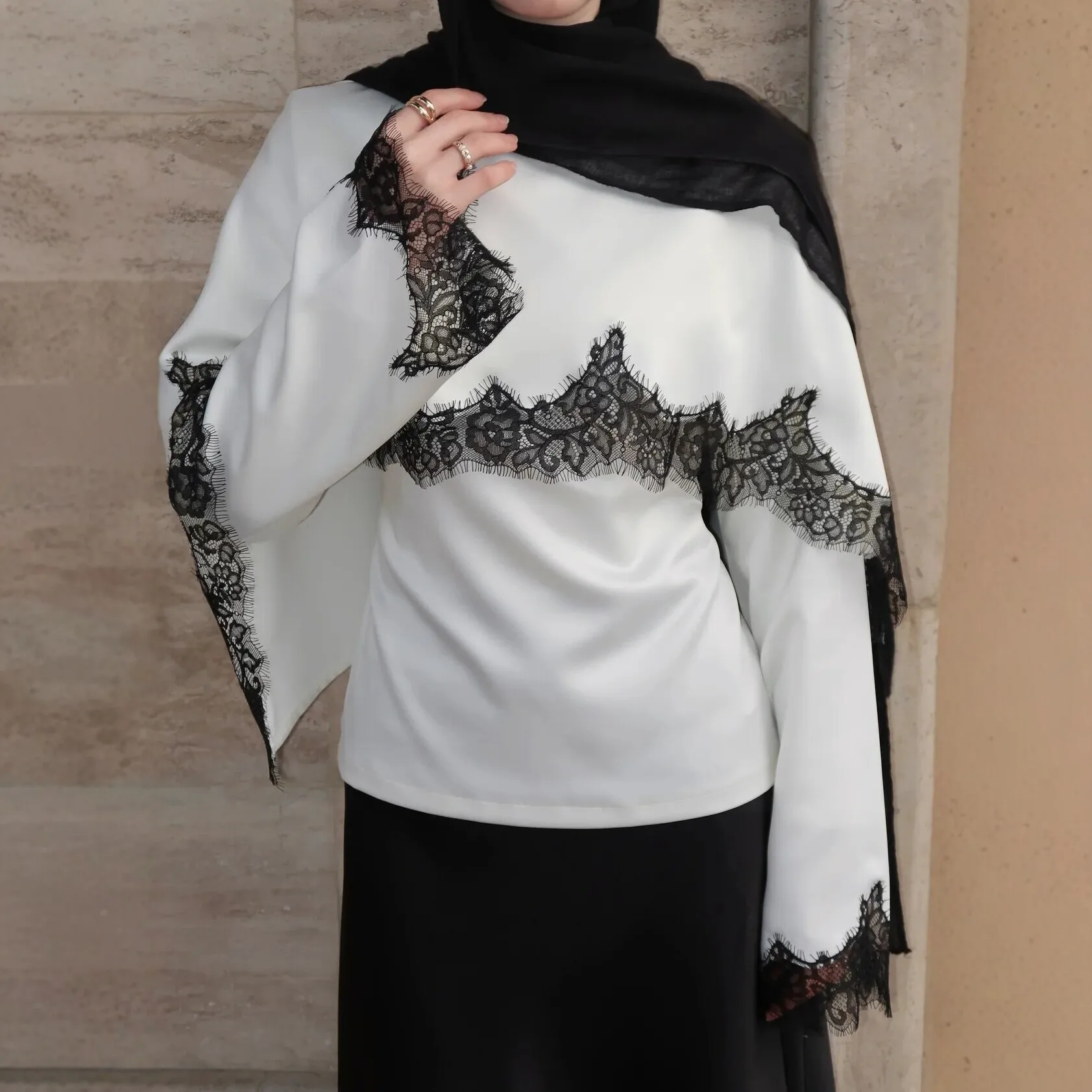 Women Top Blouse Fake Two Pieces Lace Patchwork Eid Muslim T Shirts Round Collar Flare Sleeve Dubai Ramadan Blouses Spring 2026