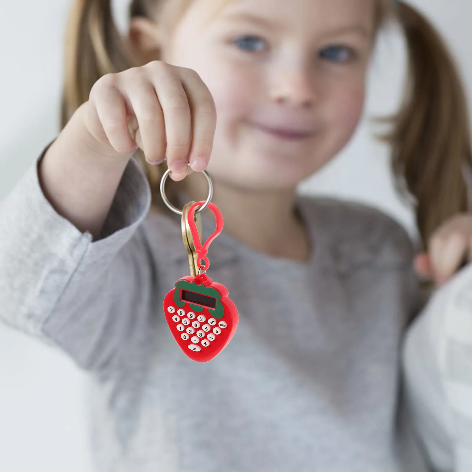 

2Pcs Mini Calculator Fun Strawberry Print Lightweight Digital Calculator with Key Ring for Office Business Outdoor Activities