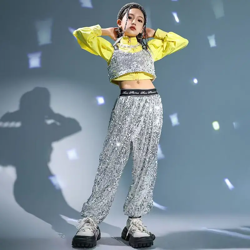 

Детская одежда в стиле хип-хоп: желтый укороченный топ с пышными рукавами, футболка-майка, серебристые брюки с пайетками для девочек, костюм для джазовых танцев