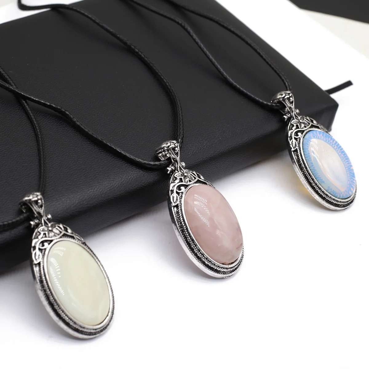 Natural Stone Rose Quartz Opal Cabochon Egg Shape Bead Pendant Vintage Alloy White Shell Charms DIY Necklace Making Jewelry