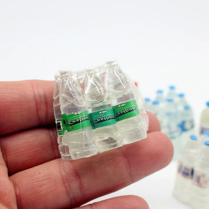 Conjunto de garrafa de água em miniatura para casa de bonecas, 6 peças, bebida simulada selada, micro adereço de jogo de comida para casa de boneca 1:12 e cena ob11