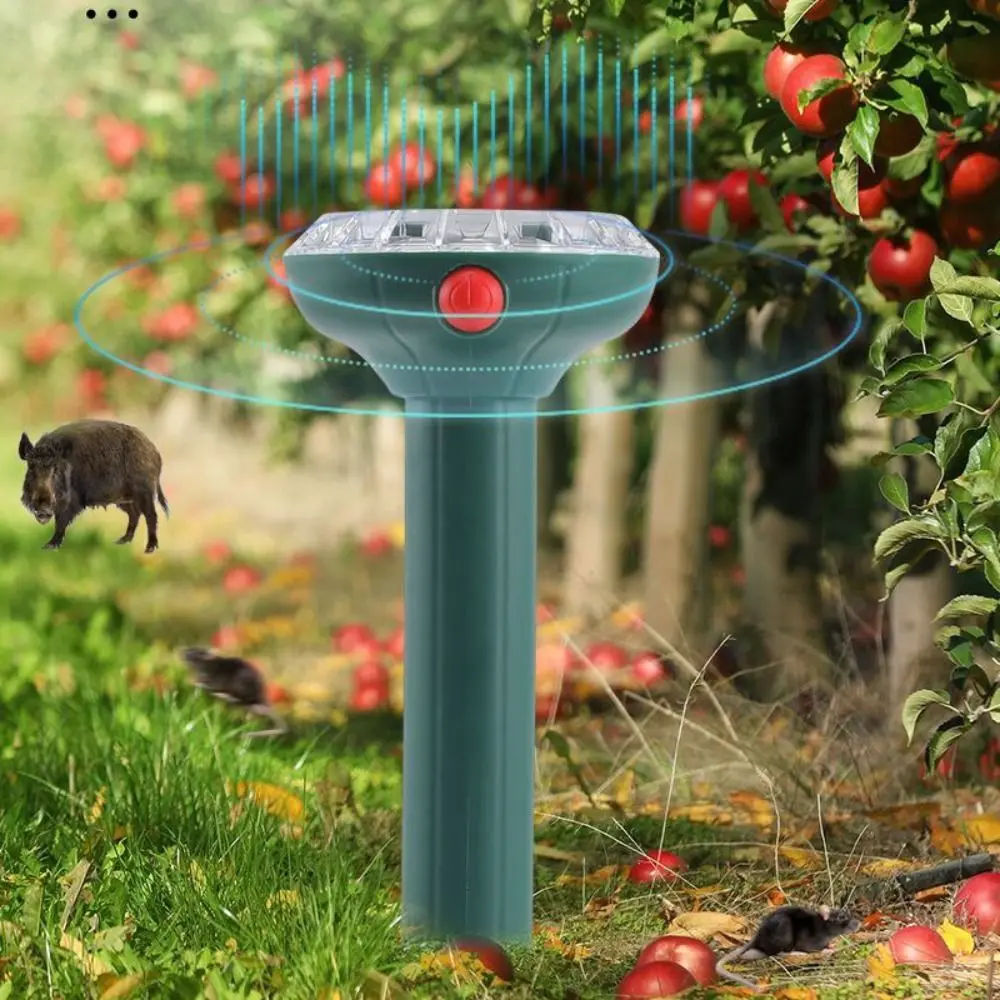 

2pcs Waterproof Solar Powered Animals Repeller Smart Long Endurance Pest Rodent Repeller Multi-Function Motion Sensor Deterrent
