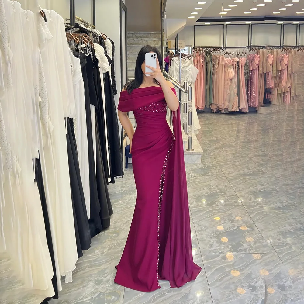 Fuchsia avondjurk voor vrouwen uit de schouder plooi zeemeermin jersey avondjurken kralen split lange formele feestjurk op maat