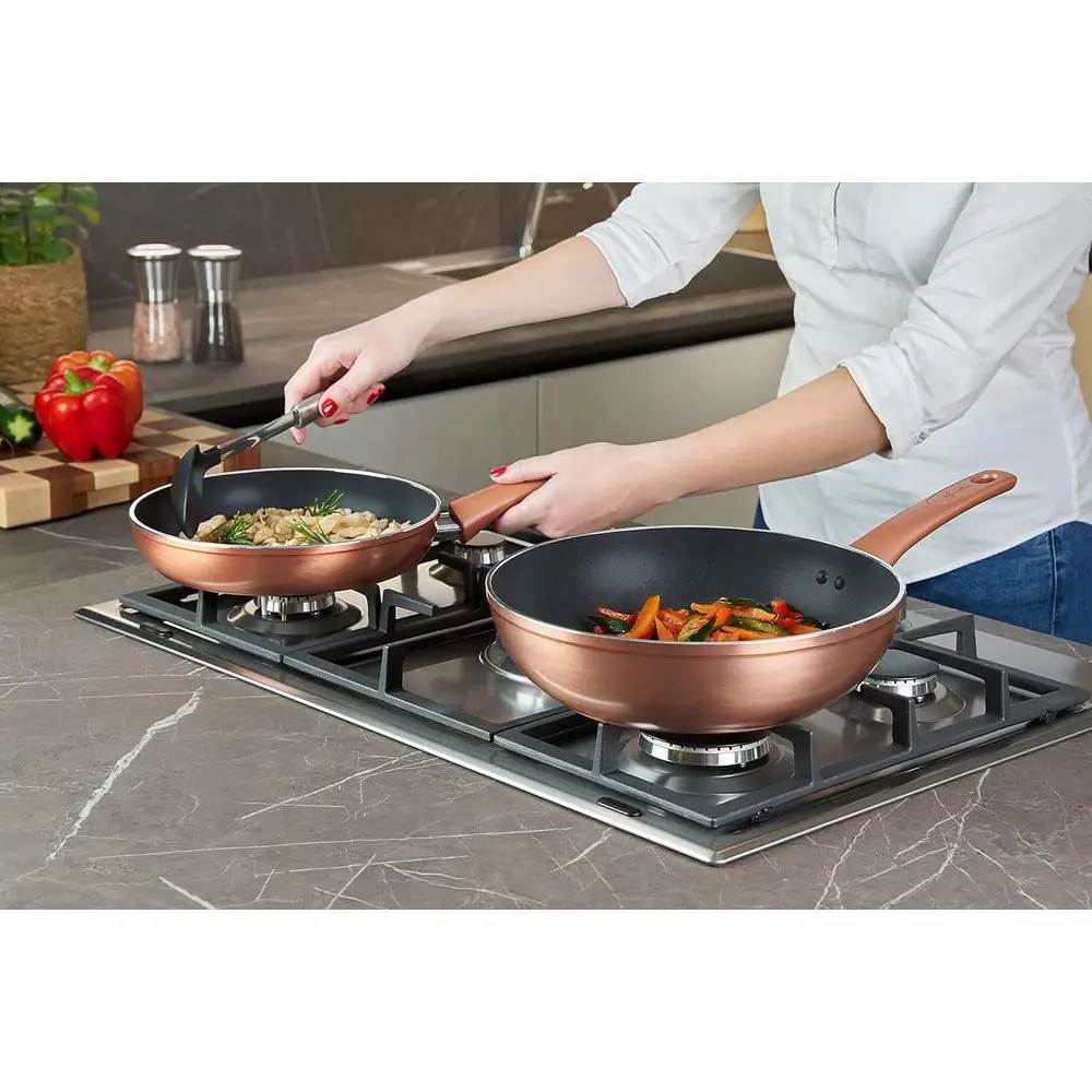 8-Piece Non-Stick Aluminum Copper-Exterior Cookware Set in Black