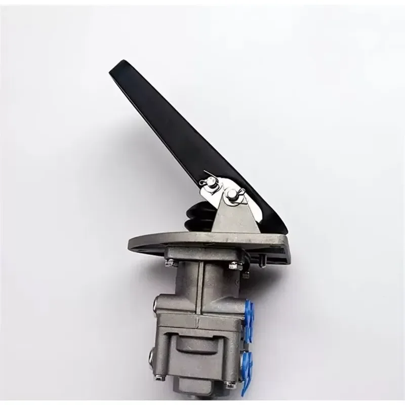 for FAW Howo Foton Truck Durable 3514010-D9860W Brake Valve with Pipe Joint Assy and PEDAL
