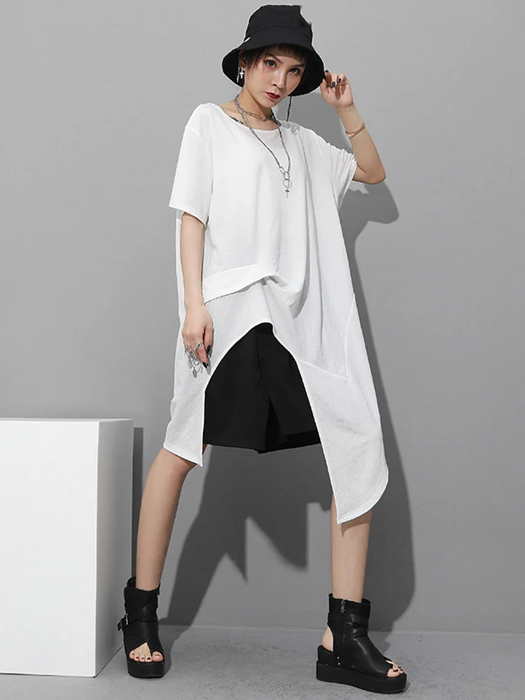 [EAM] Women White Irregular Split Joint Big Size T-shirt New Round Neck Short Sleeve  Fashion Tide  Spring Summer 2024 1Z306