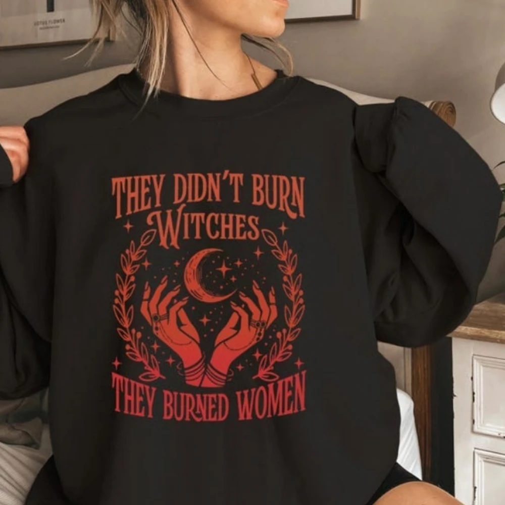 سويت شيرت نسائي للجنسين من They Brn Witches، سويت شيرت بقلنسوة للنساء، تواريخ حقوق المرأة، سويت شيرت رياضي عالي الجودة