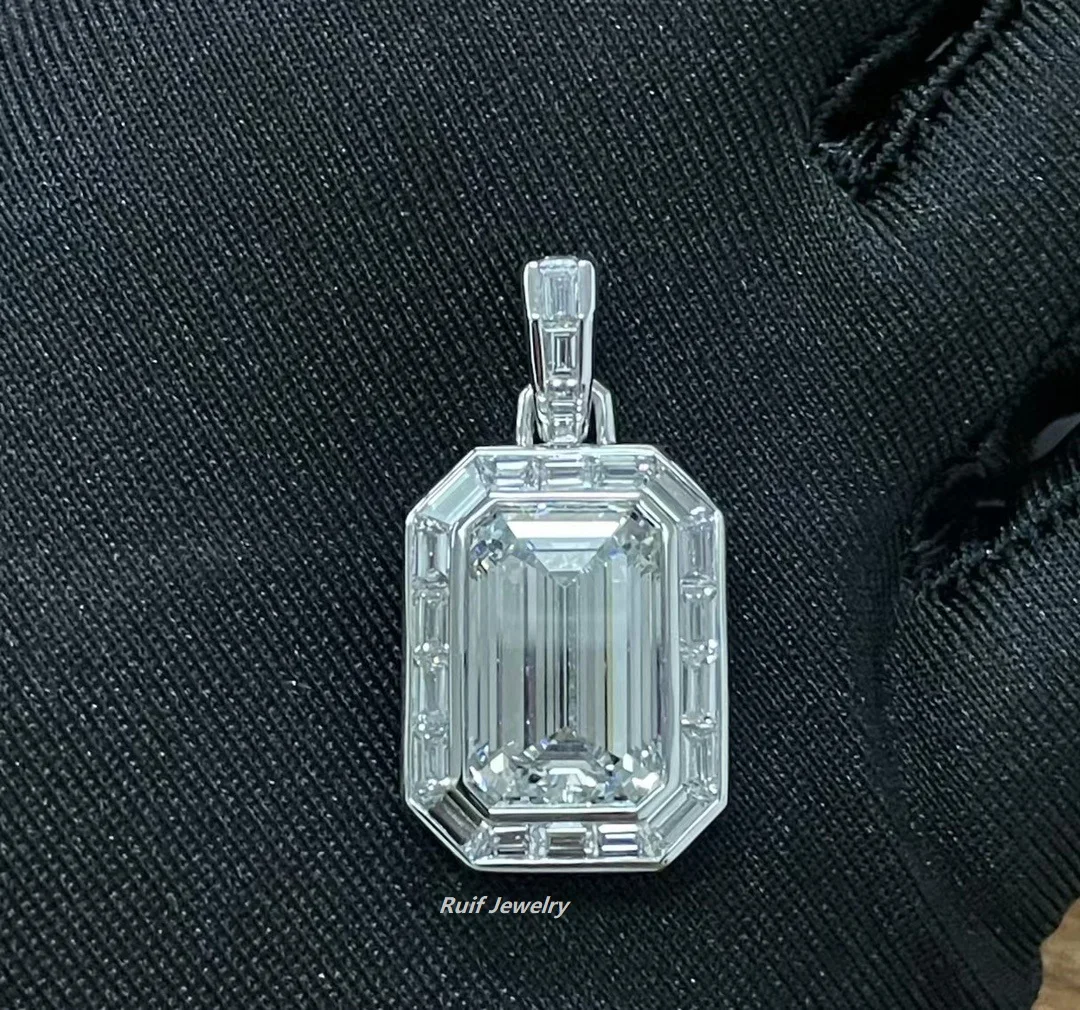 Ruif Customize Elegant 18k Gold about 10ct  Emerald Cut Lab Grown Diamond Pendant Necklace  for Women Fine Jewelry Wedding