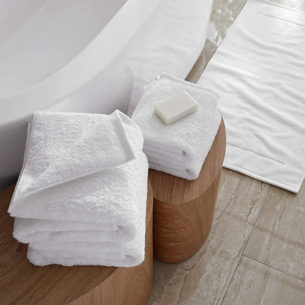 Paquete de baño estándar de Frette Simple Border: paquete de ropa de baño totalmente blanca de lujo/incluye 2 toallas de mano, 2 toallas de baño