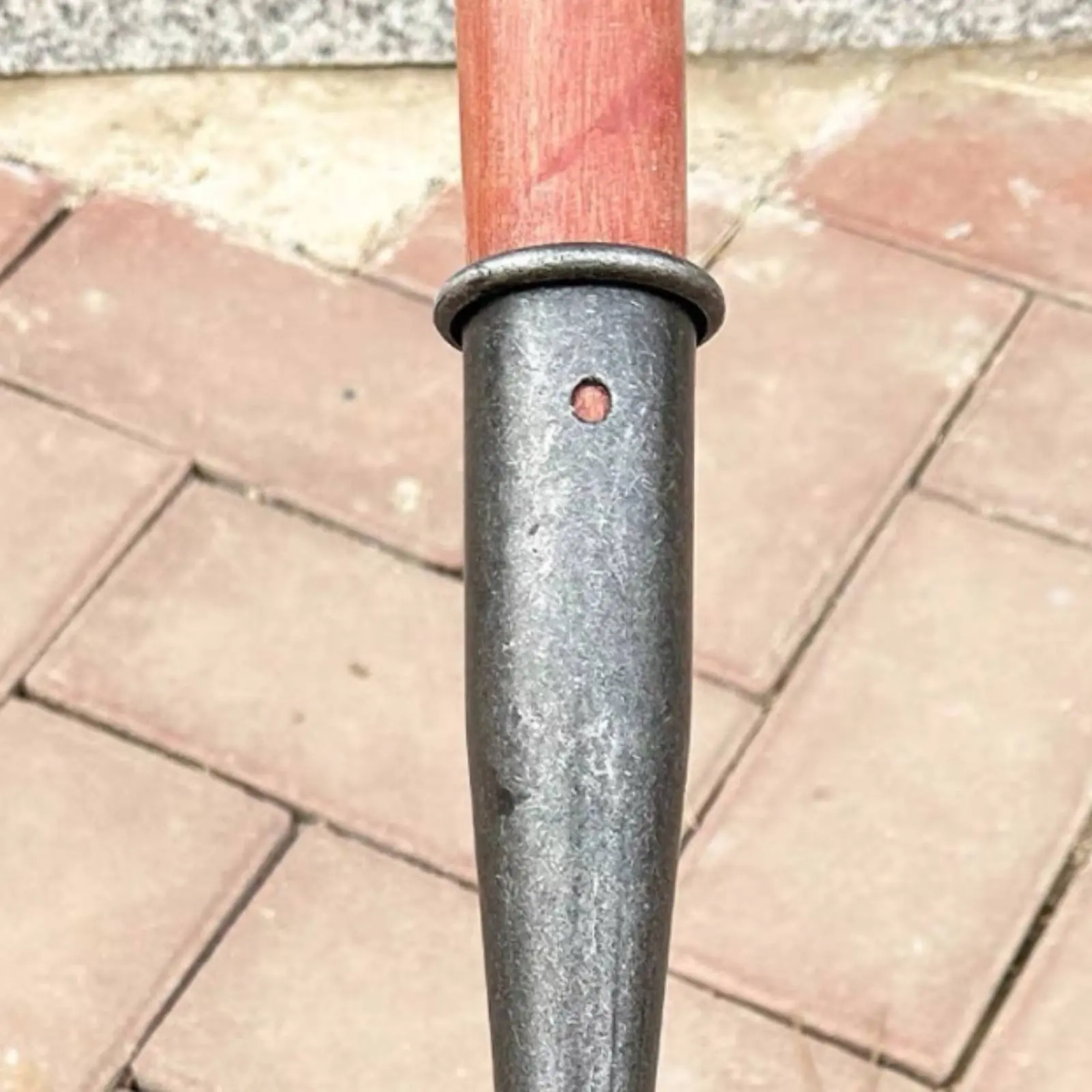 

Hollow Hoe Sharp Blade Manganese Steel Weeder Long Handle Weeder Sturdy Duty Weeding Scuffle Hoe Rust Resistant for Flower Beds