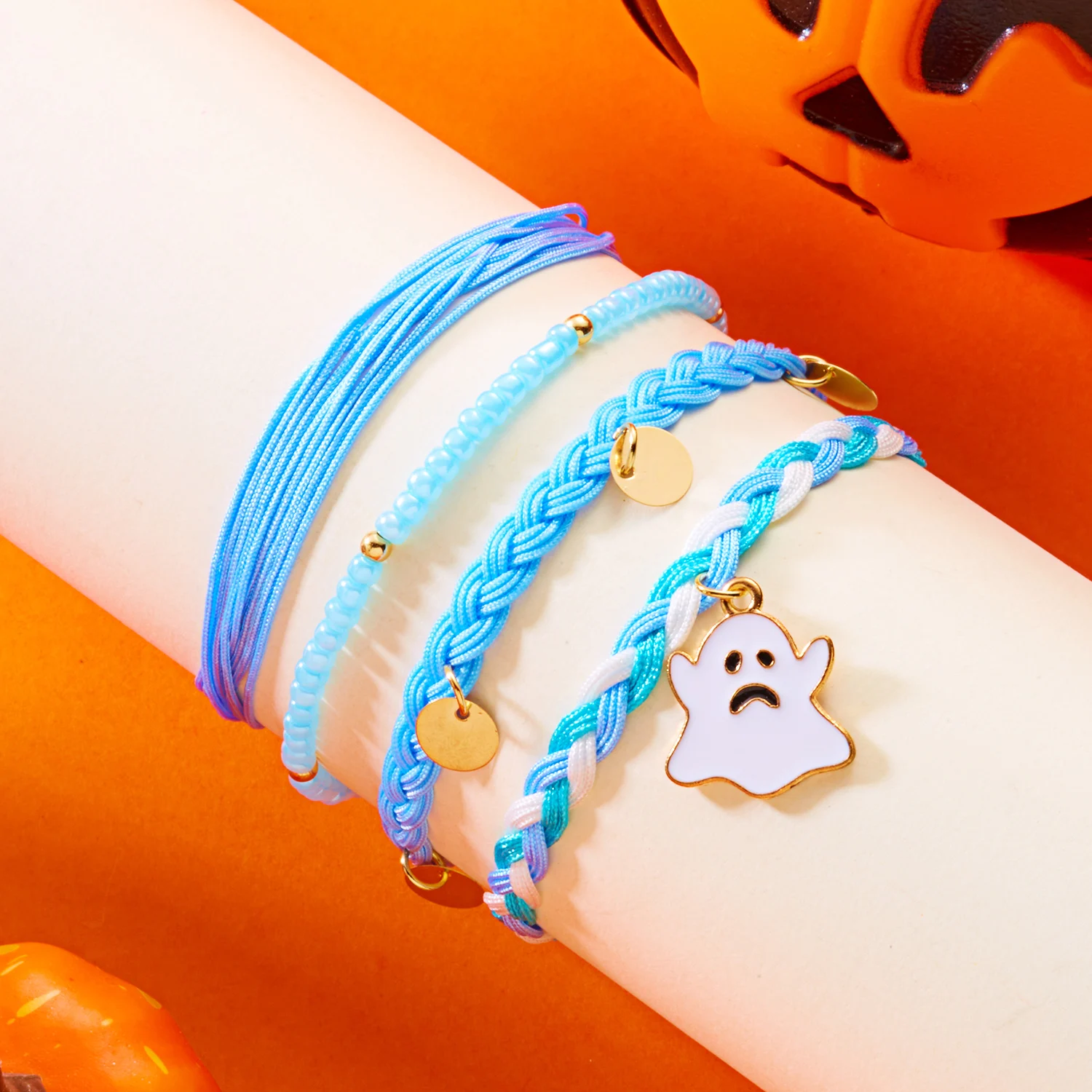 

Funny Halloween Ghost Three Piece Set Bracelet for Women Men Exquisite Cute Pumpkin Wax Rope Bracelet Daily Party Jewelry Gift